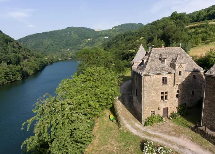 Château de Salamon - plage privée